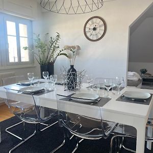 Bel Appartement Centre Climatise Parking Prive